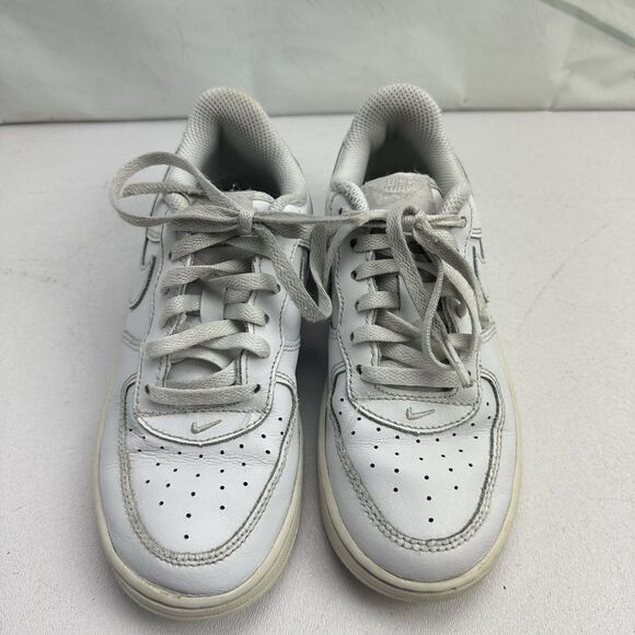 Nike Air Force 1 Low LE, DH2926-111 Triple White Leather Sneaker, Shoe Size 13C - Picture 3 of 12